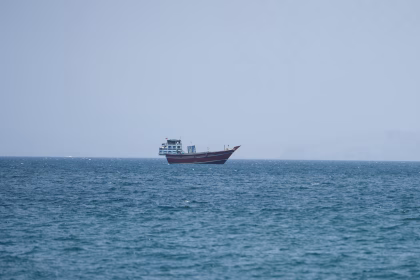 الجيش الامريكي: الحرس الثوري الإيراني لا يمتلك أي سلطة لتحديد مسارات الملاحة بمضيق هرمز