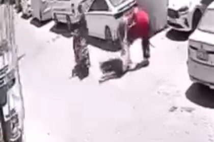 الداخلية: اعتقال شخصين قاما بالاعتداء على أحد رجال المرور في منطقة الكرادة وسط بغداد