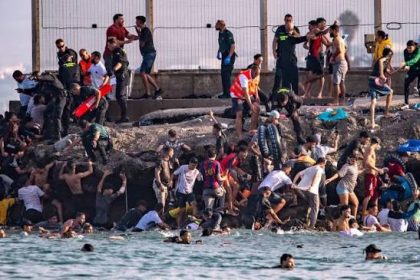 إسبانيا.. 73 ألف مهاجر غادروا سبتة إلى المغرب وعدد القتلى يرتفع لـ71