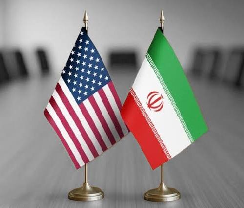 إعلام أميركي: مباحثات واشنطن وطهران ستركز على حرية الملاحة بهرمز