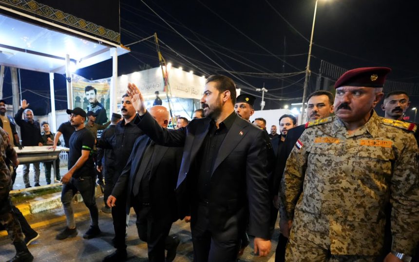 الزيدي يجري جولة ميدانية في كربلاء بين جموع الزائرين