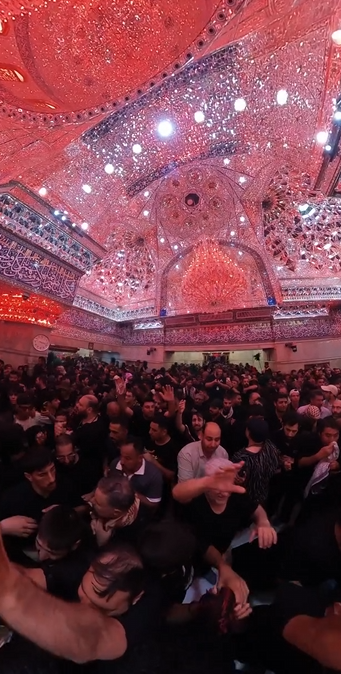 بالفيديو.. أجواء الزيارة الأربعينية من داخل ضريح الامام الحسين (ع)