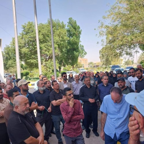 تظاهرات في بعض الجامعات احتجاجاً على التأخير بصرف الرواتب