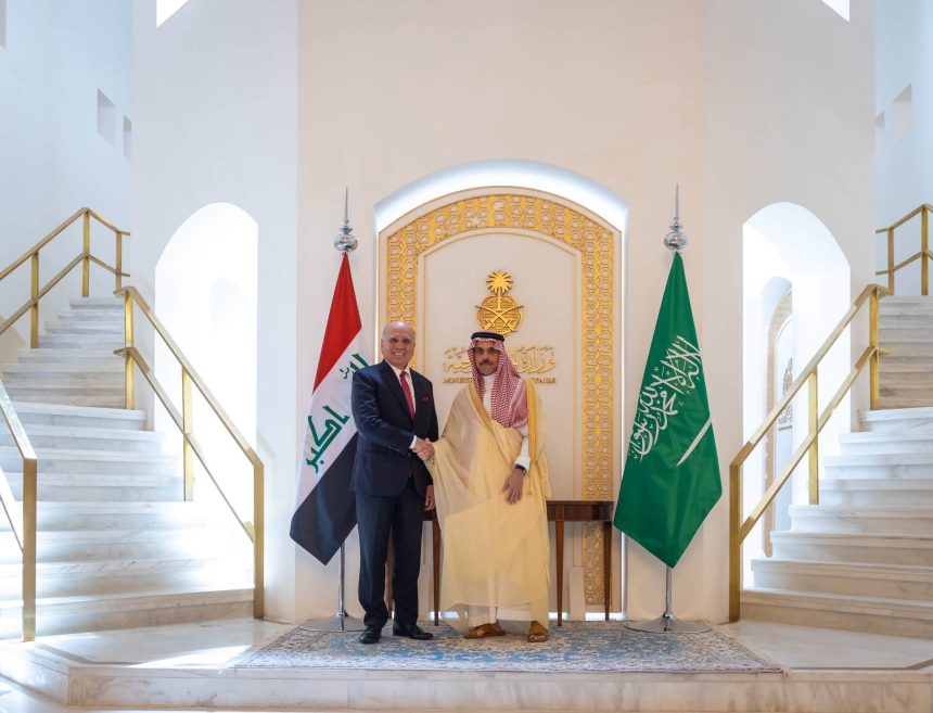  السعودية: وزيرا خارجية المملكة والعراق أكدا ضمان عدم تحول الأراضي العراقية لأداة "للعدوان ضد جيرانه"