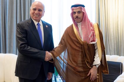 السعودية: وزيرا خارجية المملكة والعراق أكدا على عمق العلاقات بين البلدين الشقيقين