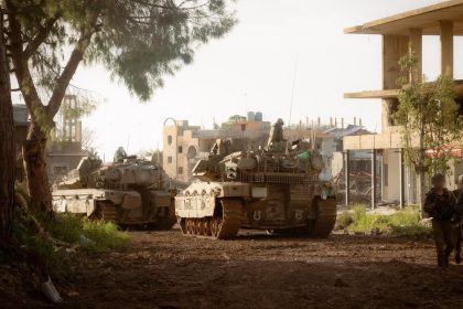 الجيش الإسرائيلي: بدأنا هجمات مركزة في جنوب لبنان ردا على خرق حزب الله لوقف إطلاق النار