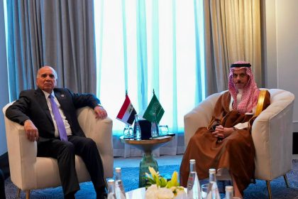وزير الخارجية ونظيره السعودي يبحثان ترتيبات الزيارة المرتقبة للوفد الأمني العراقي إلى المملكة