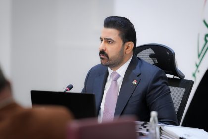 الزيدي يوجه بحضور وكلاء الوزارات الشاغرة الى جلسات مجلس الوزراء لحين تسمية وزرائها