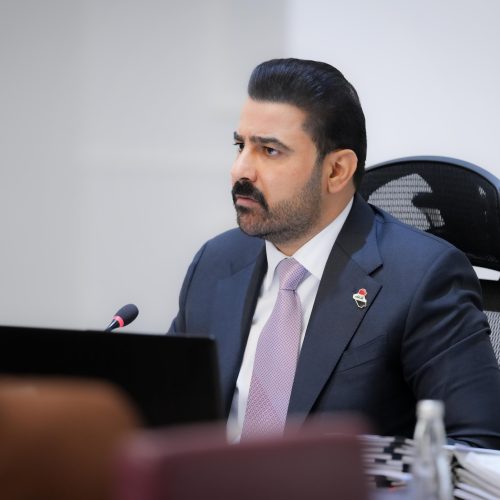 الزيدي يوجه بحضور وكلاء الوزارات الشاغرة الى جلسات مجلس الوزراء لحين تسمية وزرائها
