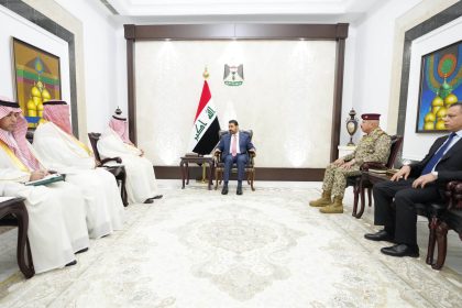 رئيس جهاز الاستخبارات السعودي ينقل رسالة إلى الزيدي تتضمن تجديد دعوته لزيارة الرياض