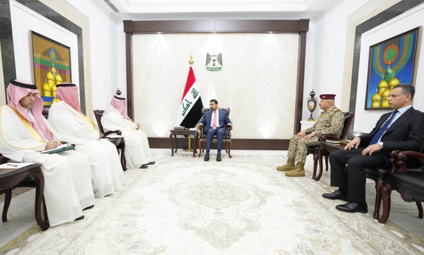 رئيس جهاز الاستخبارات السعودي ينقل رسالة إلى الزيدي تتضمن تجديد دعوته لزيارة الرياض