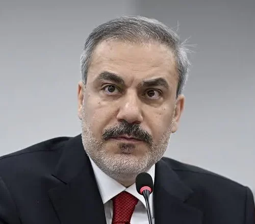 فيدان: تركيا تخطط لإجراء مناورات عسكرية مشتركة مع السعودية وباكستان