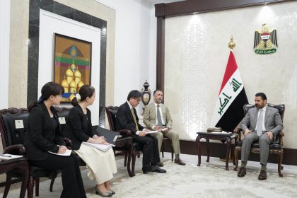 الزيدي يتلقى دعوة رسمية من رئيس الوزراء الياباني لزيارة طوكيو
