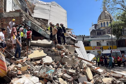 الرئيس الكولومبي: 111 قتيلا و87 مصابا جراء الزلزال الذي ضرب البلاد