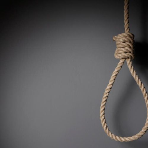المحكمة الجنائية المركزية: الإعـــدام بحق 3 مدانيـــن ضبطــــت بحوزتهـــــم (140) كغم من المـــواد المــخـــــدرة
