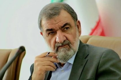أمين مجلس الأمن القومي الإيراني: مضيق هرمز لن يفتح ما لم تغير أمريكا سلوكها وتقبل شروط إيران
