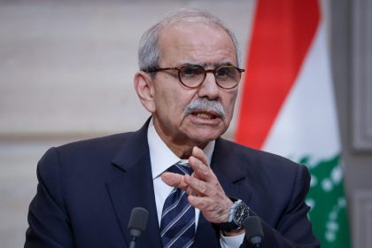 نواف سلام: على إسرائيل وضع جدول زمني واضح للانسحاب من لبنان