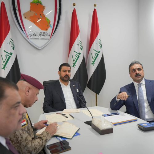 الزيدي يؤكد ضرورة الإسراع في استكمال مشروع أتمتة المنافذ وإنهاء محاولات الاحتيال والفساد والتلاعب