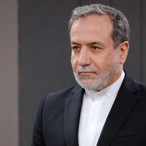عراقجي: لا استئناف لحركة الشحن في هرمز إلا بتلبية شروط إيران