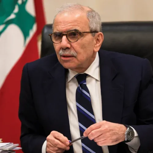 رئيس الوزراء اللبناني: التصعيد الإسرائيلي منذ فجر اليوم بالغ الخطورة ويقوض مساعي تثبيت الاستقرار
