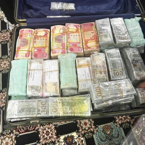 النزاهة: ضبط قرابة 9 مليارات دينار و(7) سبائك ومخشلات ذهبية بمنزل وكيل وزير الكهرباء لشؤون النقل والتوزيع