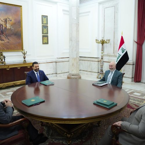 اجتماع الرئاسات يبحث الأوضاع العامة في البلاد ويناقش التطورات الإقليمية