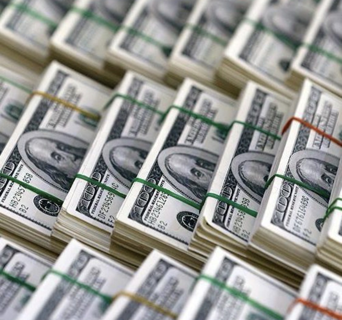 انخفاض أسعار صرف الدولار مع الاغلاق