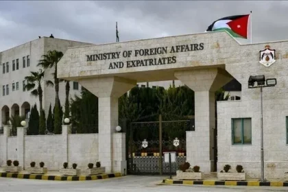 الأردن: غارات إسرائيل على مطار بسوريا عدوان غير مبرر