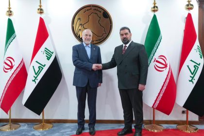 رئيس مجلس النواب يدعو قاليباف إلى أن تكون للعراق خصوصية فيما يتعلق بتصدير النفط عبر هرمز
