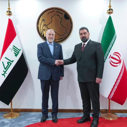 رئيس مجلس النواب يدعو قاليباف إلى أن تكون للعراق خصوصية فيما يتعلق بتصدير النفط عبر هرمز