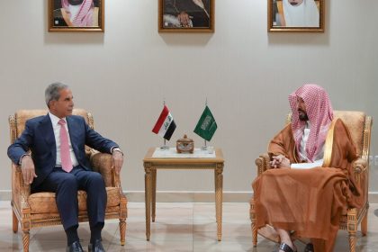 رئيس مجلس القضاء الأعلى يبحث مع وزير العدل السعودي التعاون المشترك في المجالات القضائية والقانونية