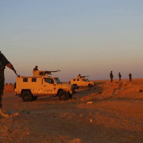 الحشد الشعبي يعزز انتشاره الأمني على الحدود العراقية – السورية