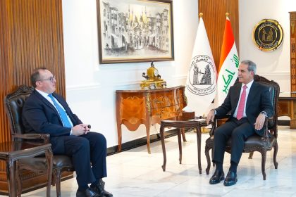رئيس مجلس القضاء الأعلى وهاريس يبحثان الإجراءات بشأن الجهات والأشخاص التي تحمل السلاح خلافاً للقانون