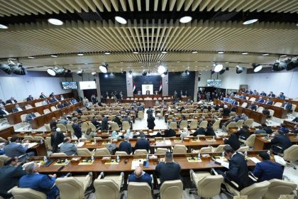 البرلمان يطالب الحكومة بتشكيل لجنة تحقيقية عليا بحادثة الدورة
